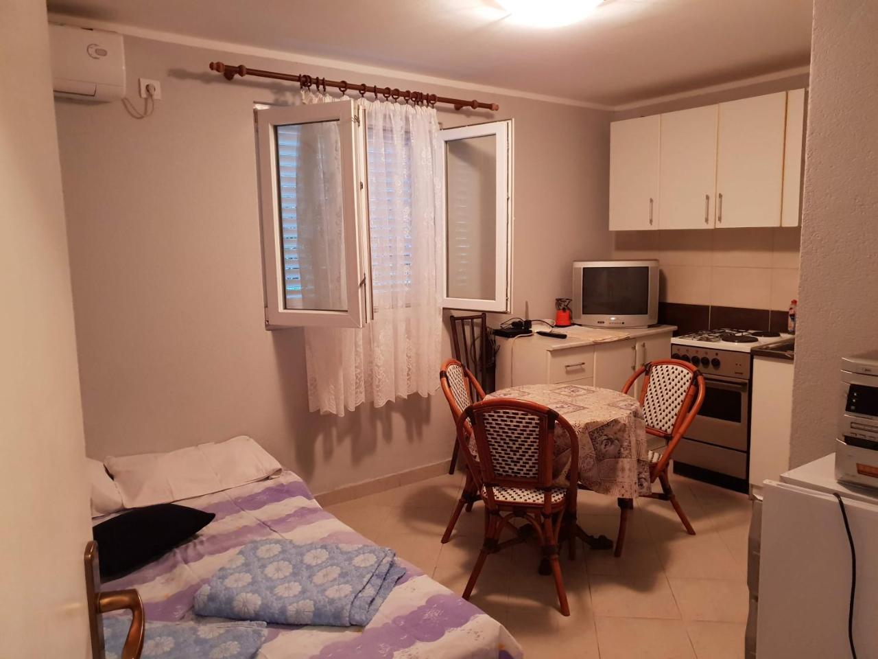 Apartment Miki Herceg Novi Exterior photo